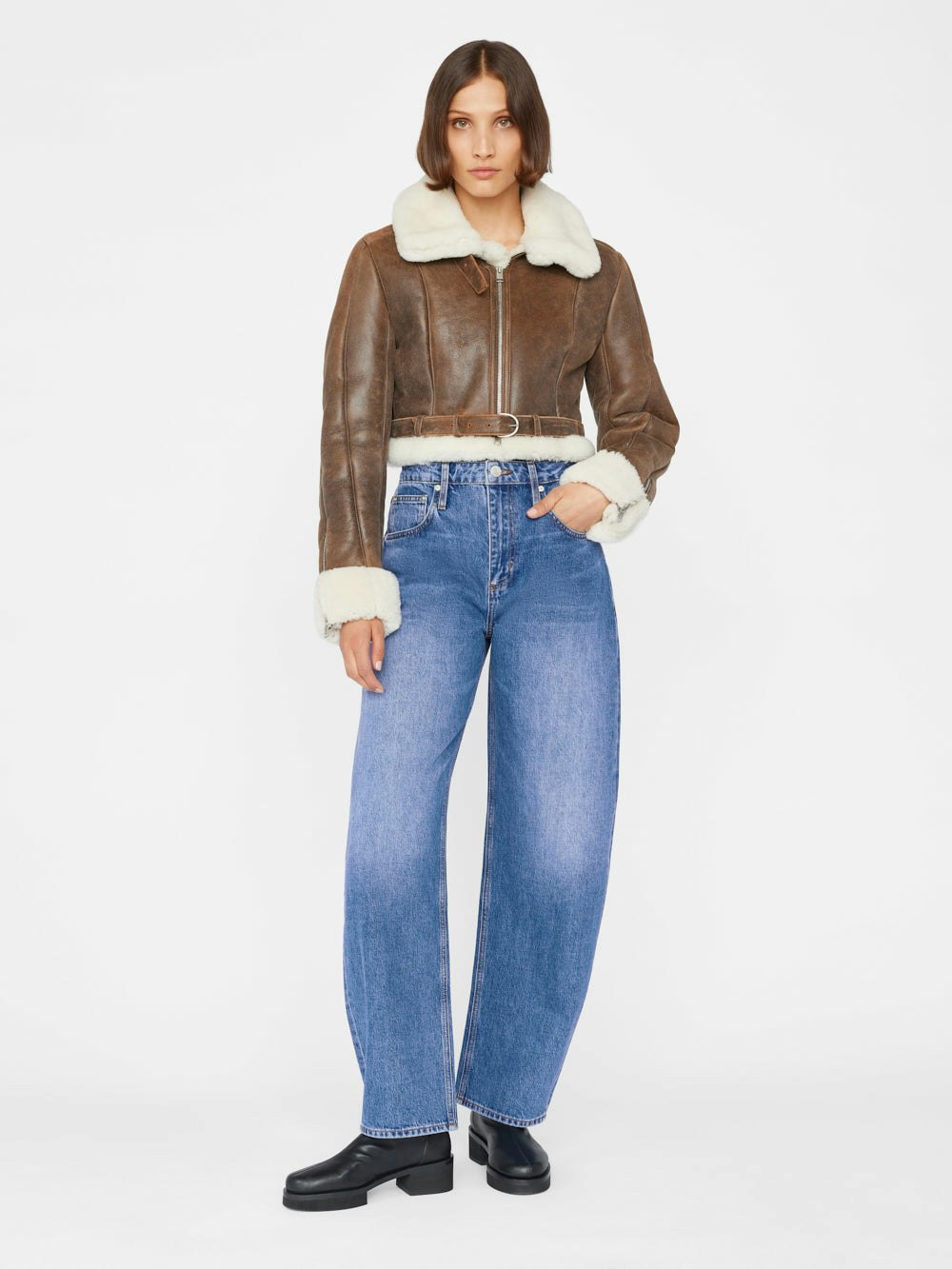 jeans full body view alt:hover